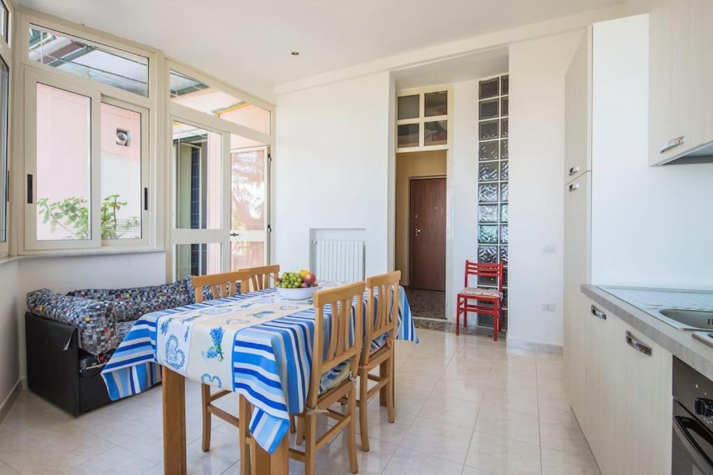 Casa Panoramica Apartment Castellammare di Stabia Exterior foto